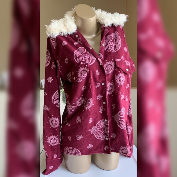 Paisley corduroy button down - Picture 2 of 5